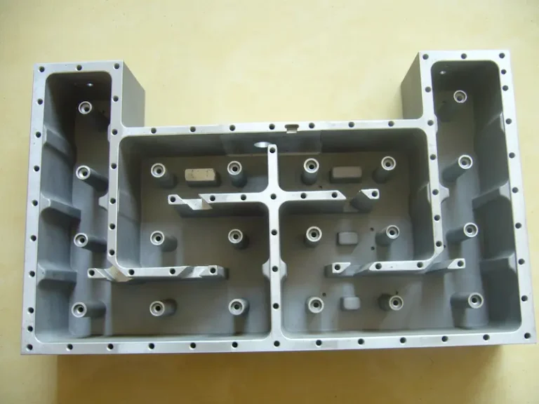 CAE simulation used for injection mold design and plastic product development