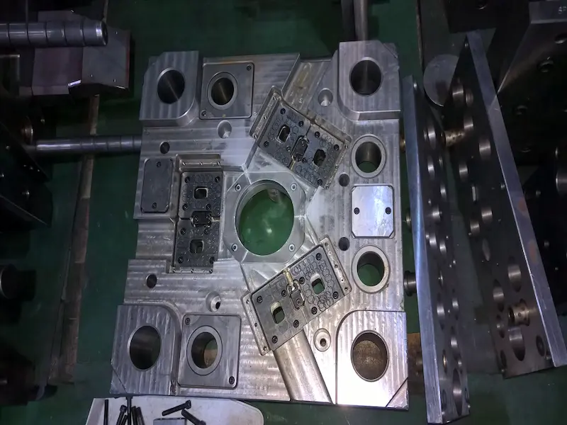 Anodized aluminum parts with protective and decorative surface finish