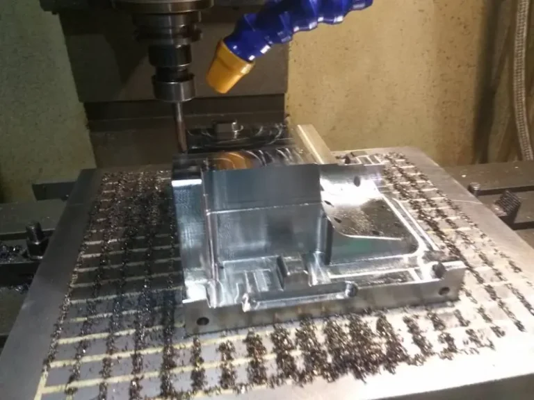 Injection molded plastic part with shock marks and flow pattern defects near the gate