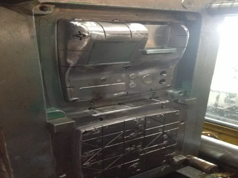 Plastic mold steel components after carburizing nitriding and nitrocarburizing surface hardening treatment