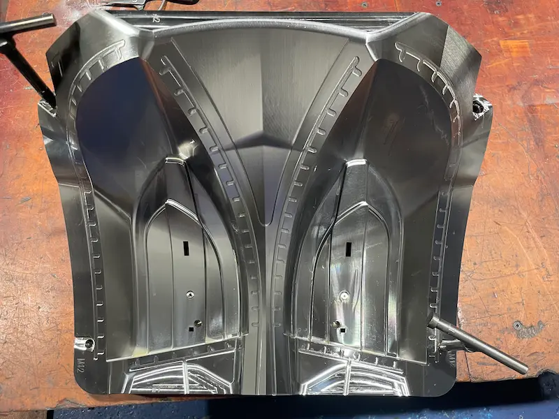 Damaged industrial mold showing fracture, wear, deformation, and surface failure during tooling inspection