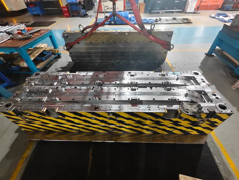 Reverse engineering and rapid prototyping workflow from 3D scanning and CAD reconstruction to prototype manufacturing