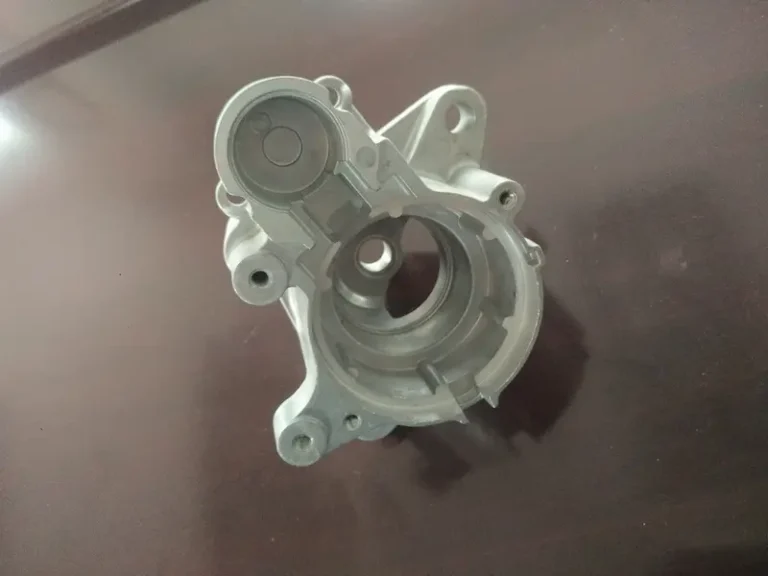 Down milling vs up milling in CNC machining showing chip thickness cutting force and tool life differences
