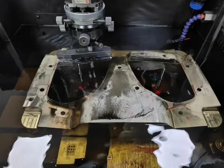 RP-based rapid tooling methods for metal mold manufacturing including ceramic shell casting sand casting and wax casting