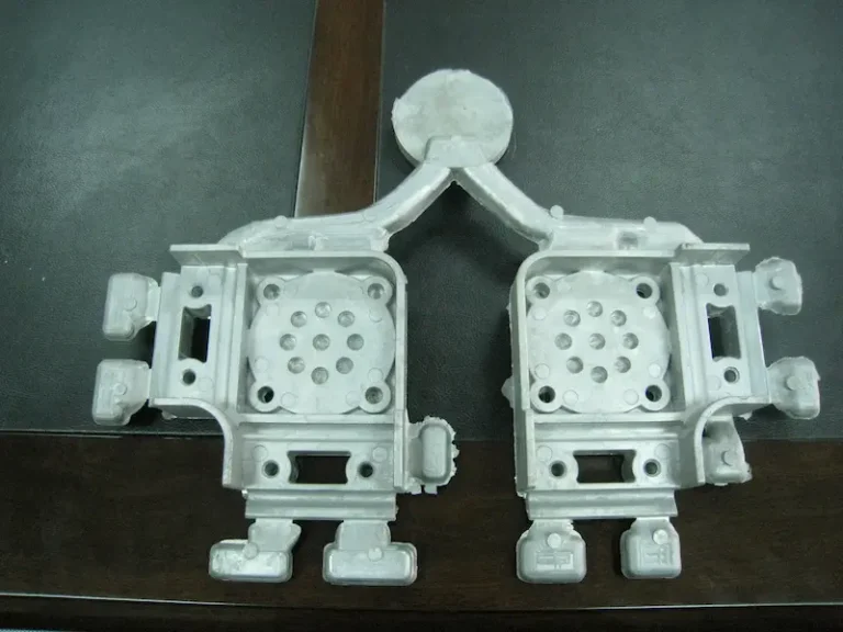 Precision injection molding with multi-stage injection control for high accuracy plastic parts