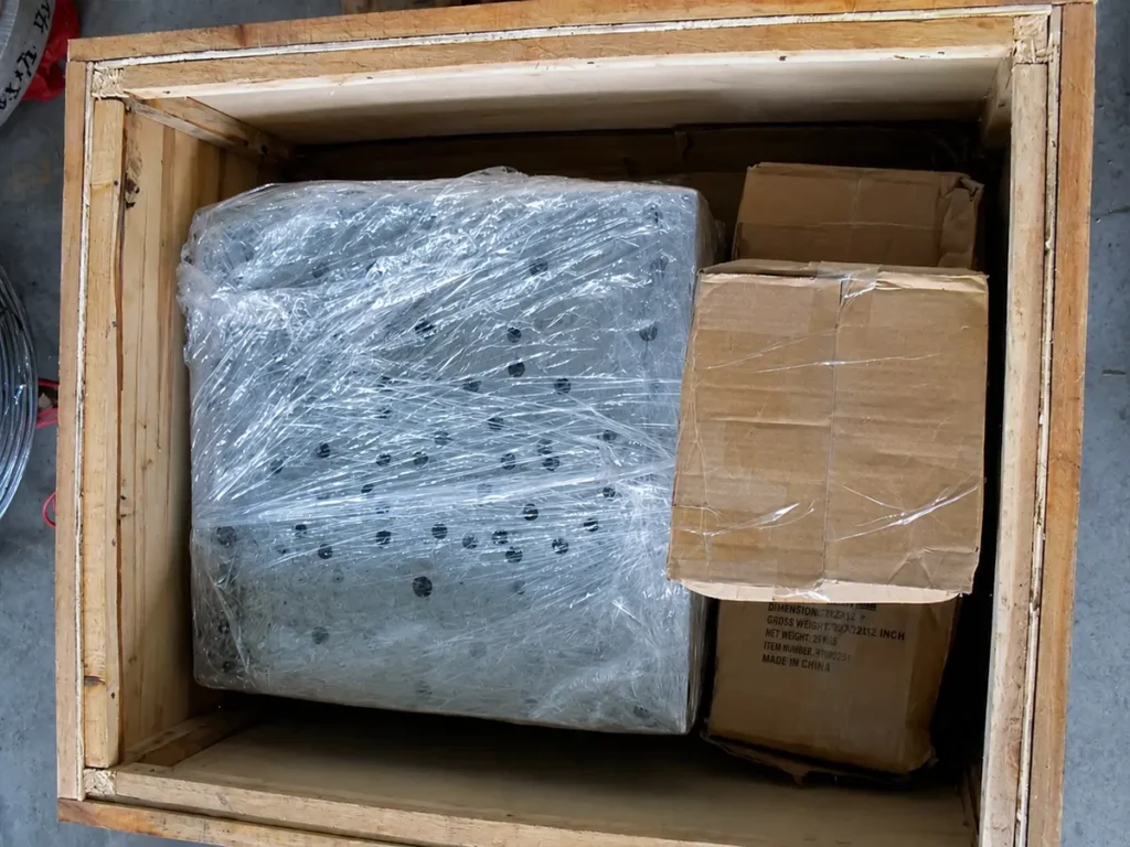 Mold packaging and shipping for export tooling delivery
