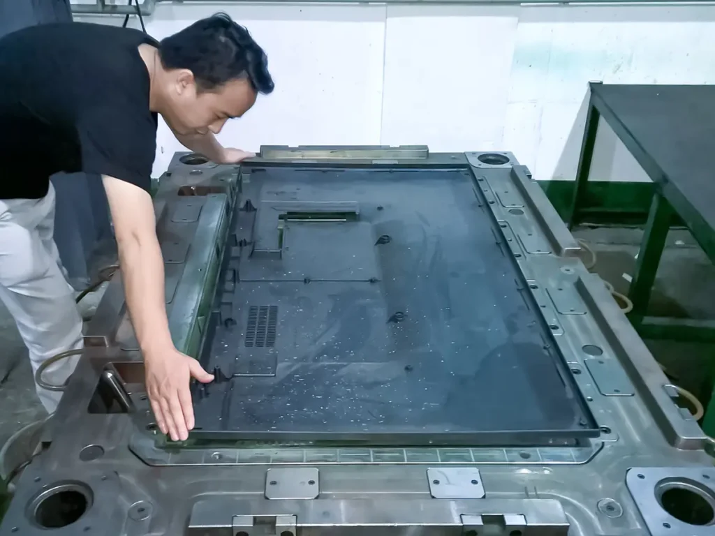 Tooling manufacturing and mold trial for injection mold projects